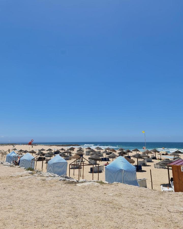Front Beach Costa Caparica Lisbon 卡帕里卡海岸 外观 照片
